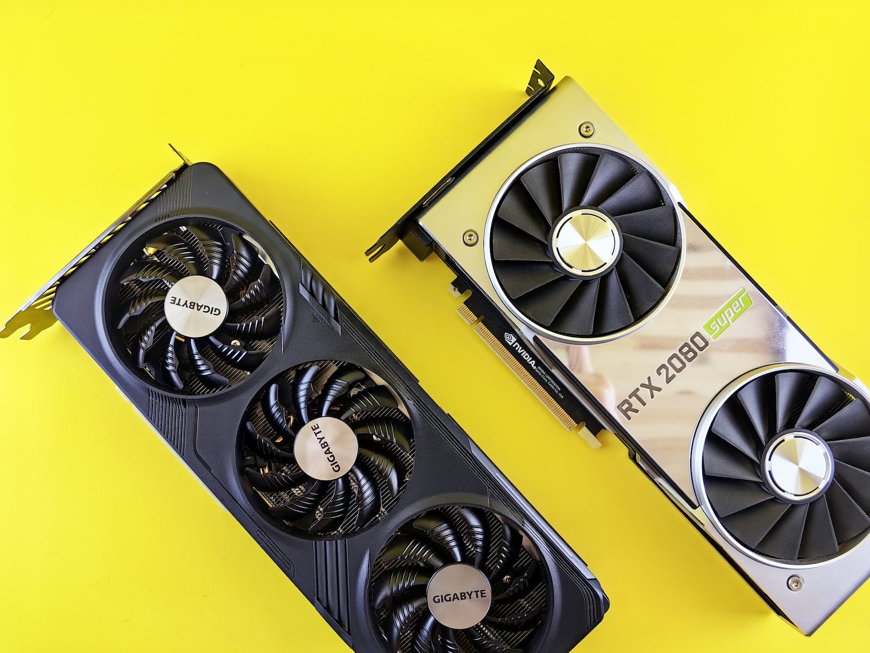 understanding-the-form-factor-of-graphics-cards-a-lithgow-tech