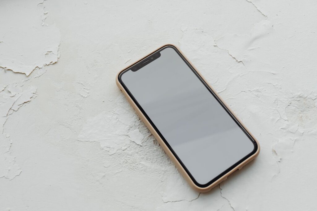 blank screen of a smartphone refurbished phone 